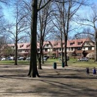 Hawthorne Park Forest Hills ico
