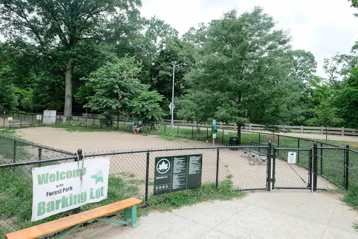 Forest Park Barking Lot Picture 9