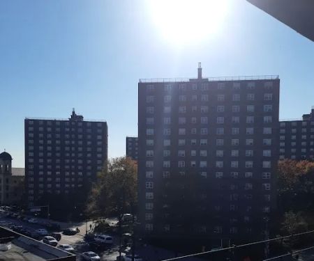 Royal Hotel Bronx