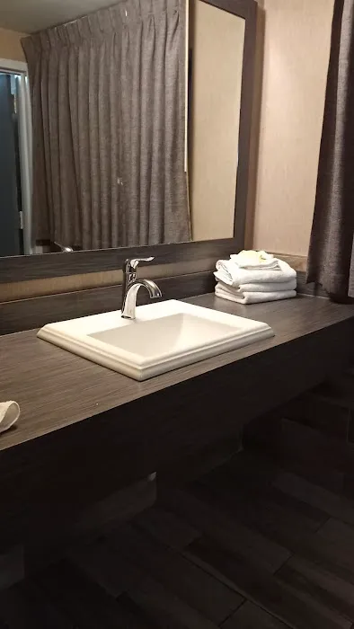 Crown Motor Inn Picture 10