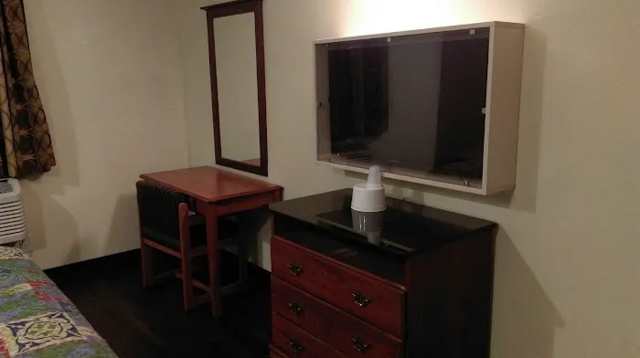 Friendly Motor Inn Picture 1
