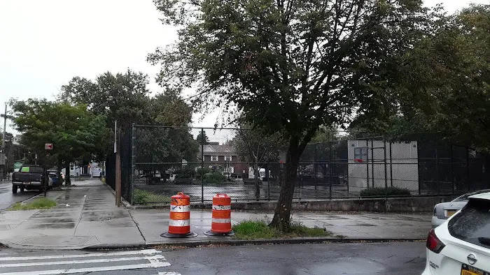 College Point Park Picture 6