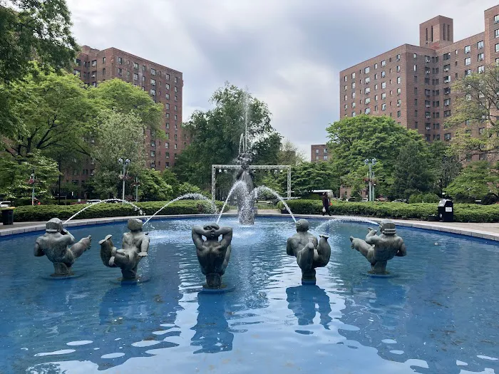 Bronx Unionport Parkchester Park Picture 2