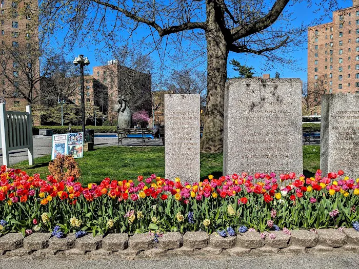 Bronx Unionport Parkchester Park Picture 10