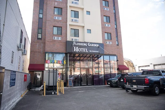 Flushing Garden Hotel Picture 10