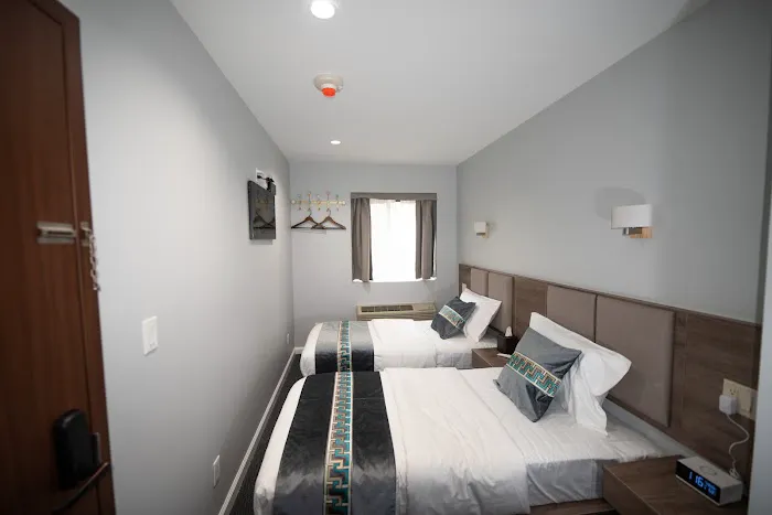 Flushing Garden Hotel Picture 6