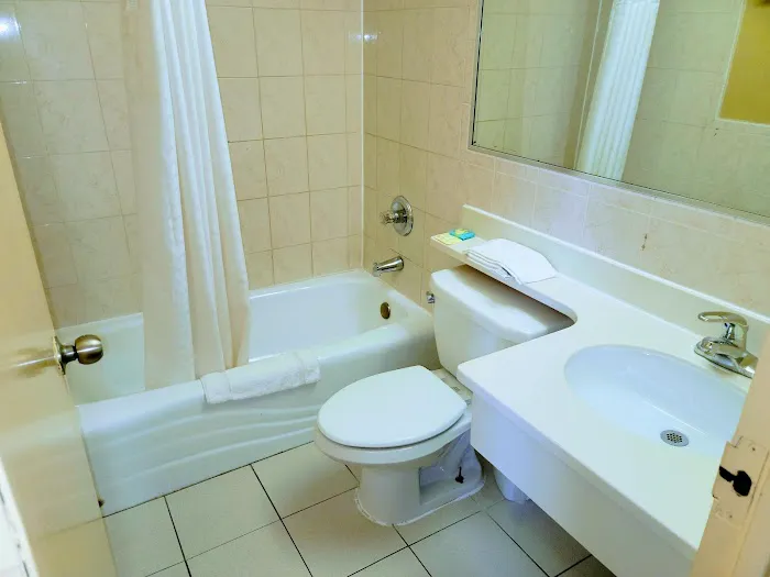 Flushing Motel Picture 1