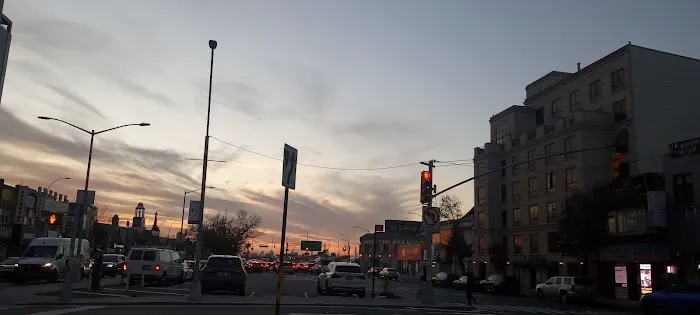 137-17 Northern Blvd Picture 1