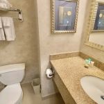 Marco LaGuardia Hotel and Suites