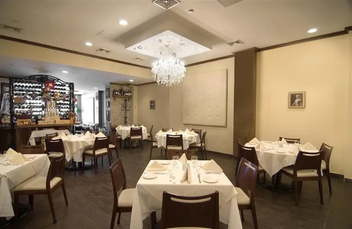 Marco LaGuardia Hotel and Suites Picture 8