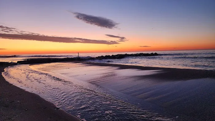 Jetties Picture 6
