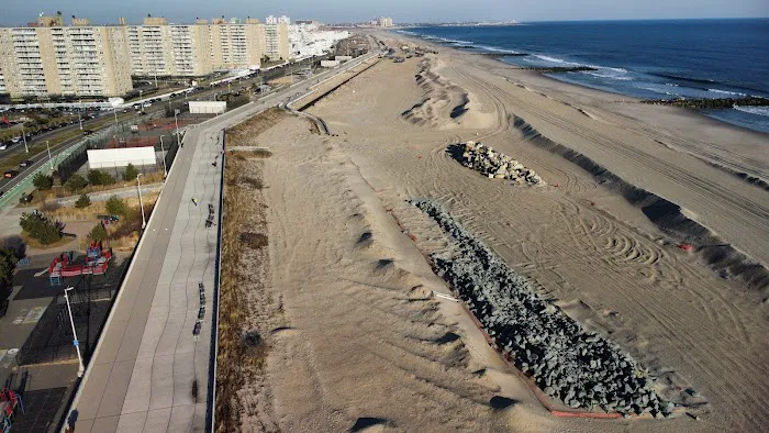 Beach 84th St Beach Ramp Picture 8