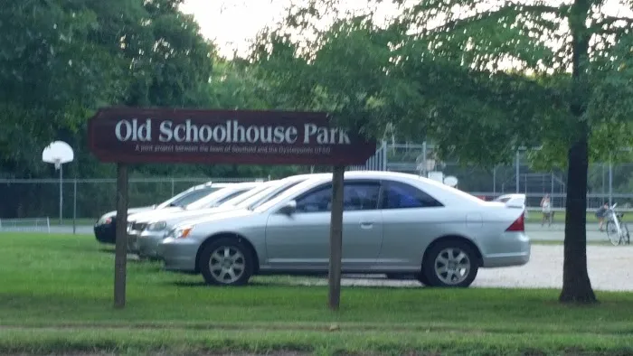 Old Schoolhouse Park Picture 5