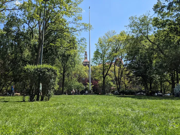 Flagpole Green Picture 10