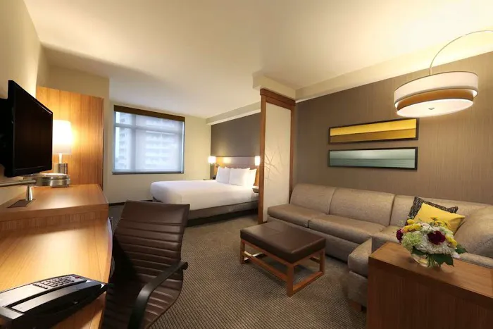 Hyatt Place Flushing/LaGuardia Airport Picture 6