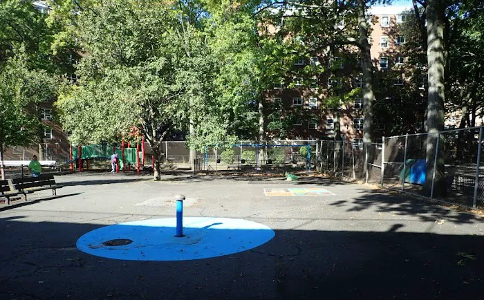 Parkside Playground Picture 5