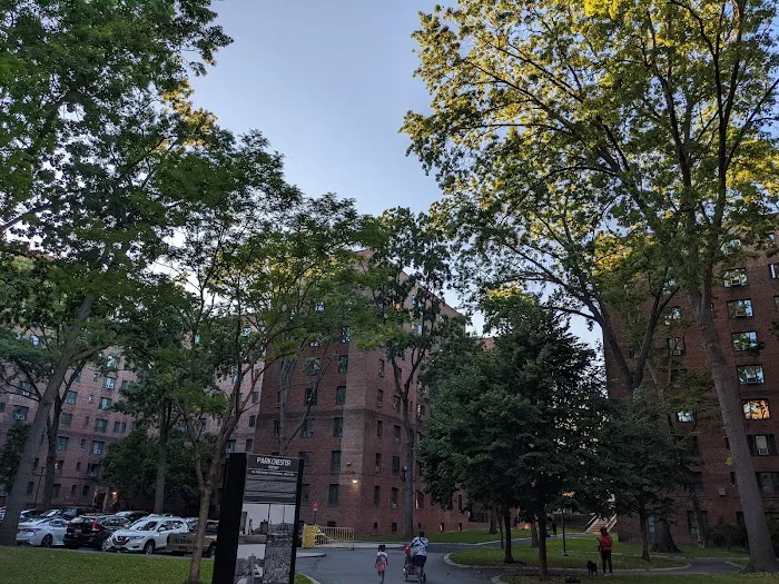Parkchester North Condominium Park Picture 6