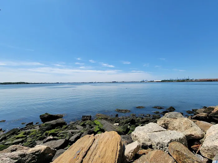 Soundview Park Picture 4