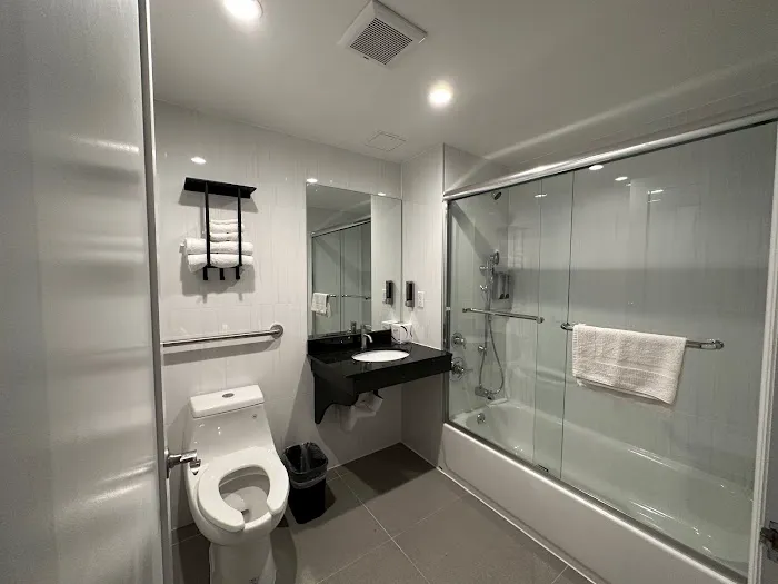 Regal Inn & Suites New York LaGuardia Hotel Picture 8