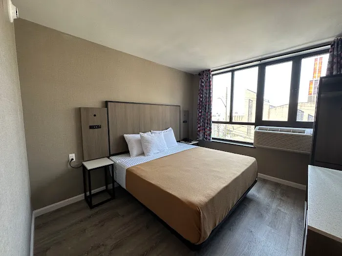 Regal Inn & Suites New York LaGuardia Hotel Picture 6