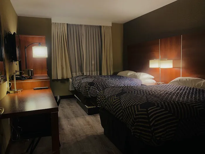 Sky Hotel Flushing Picture 5
