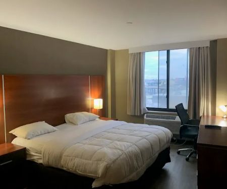 Sky Hotel Flushing