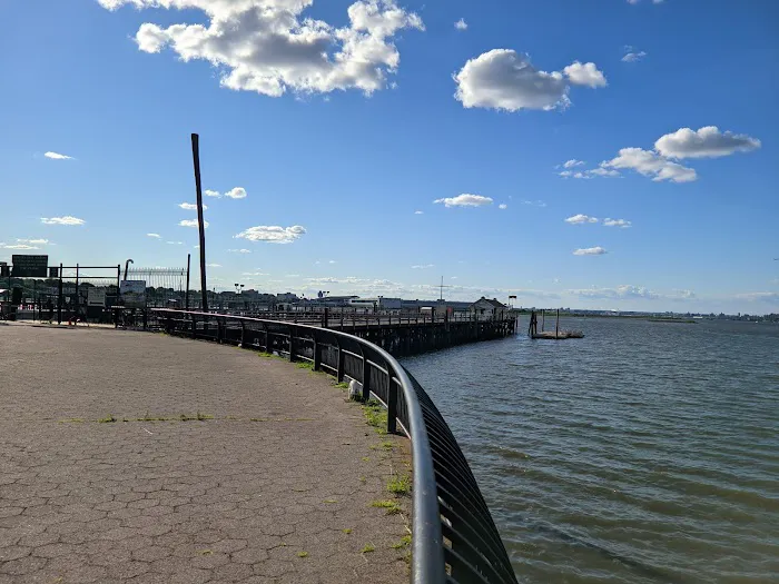 Flushing Bay Promenade Picture 2