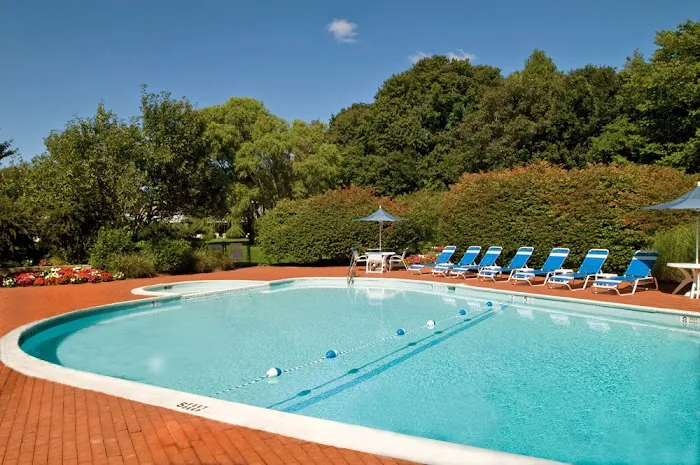 East Hampton House Resort Picture 5