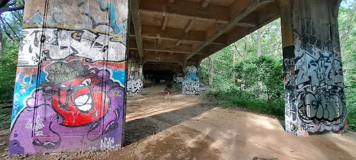 Forest Park Picture 4