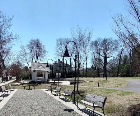 Constitution Park