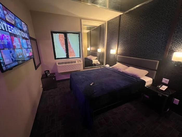Mamba Hotel Picture 6