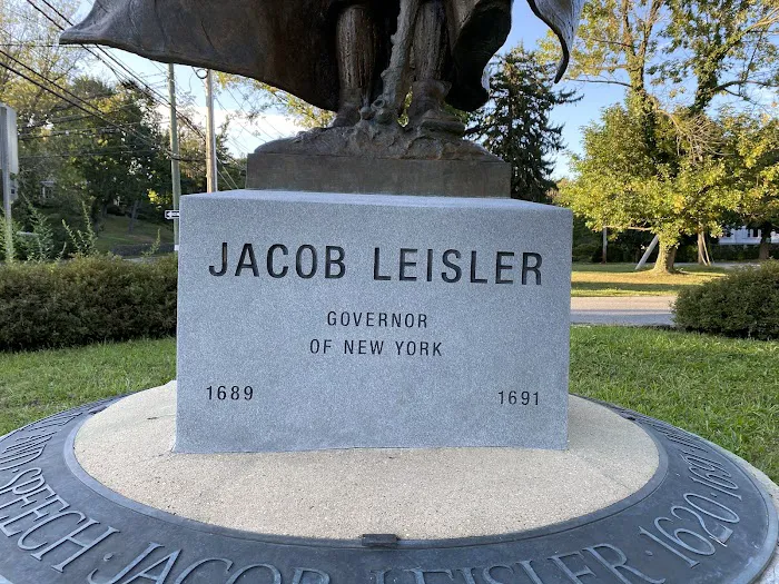 Jacob Leisler Monument Picture 2