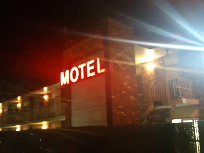 El Rancho Motel Picture 6