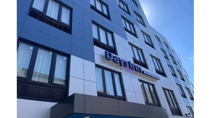 Days Inn by Wyndham Bronx NYC Picture 10