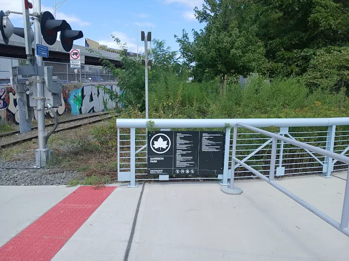 Garrison Park Picture 6