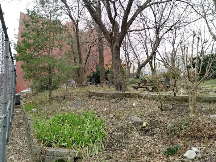 Bryant Hill Garden Picture 9