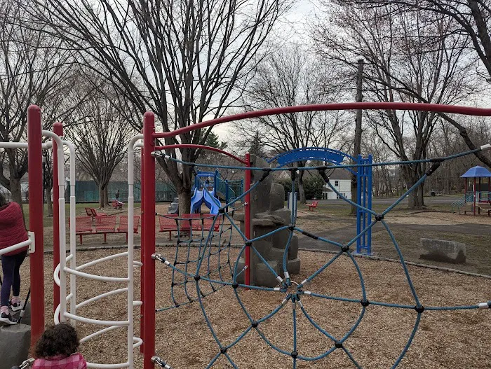 Roosevelt Park Picture 2