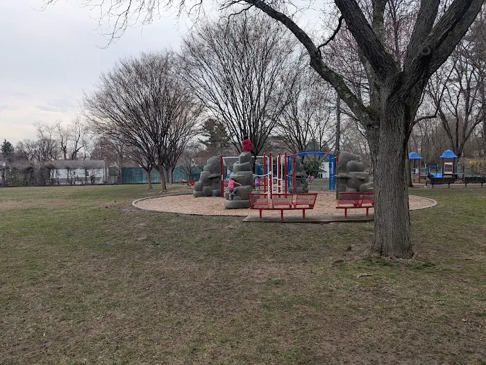 Roosevelt Park Picture 4