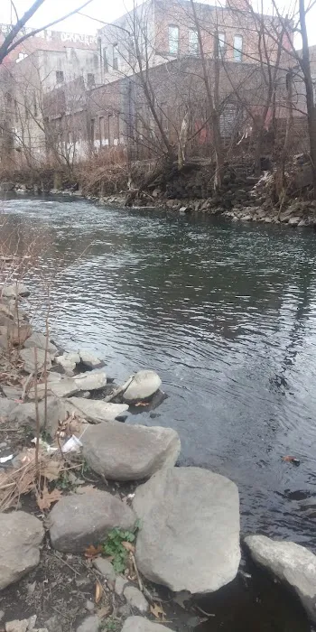 West Farms Rapids Park Picture 5