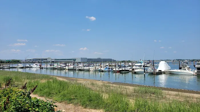 Flushing Bay Promenade Picture 3
