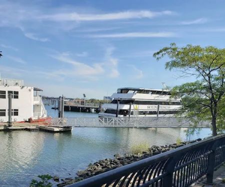 Flushing Bay Promenade
