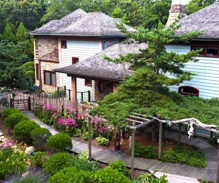 East Hampton Art House Bed & Breakfast