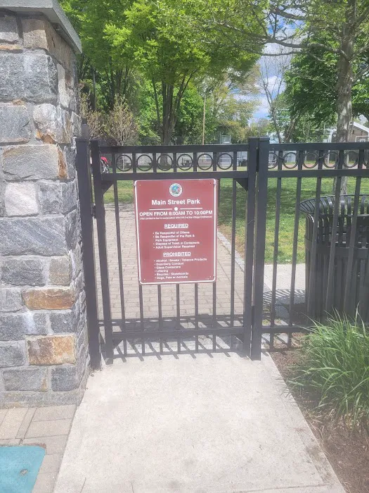Main Street Park Picture 9