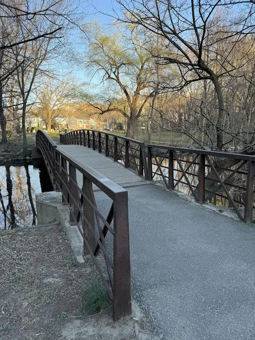 Tuckahoe Duck Pond Picture 8