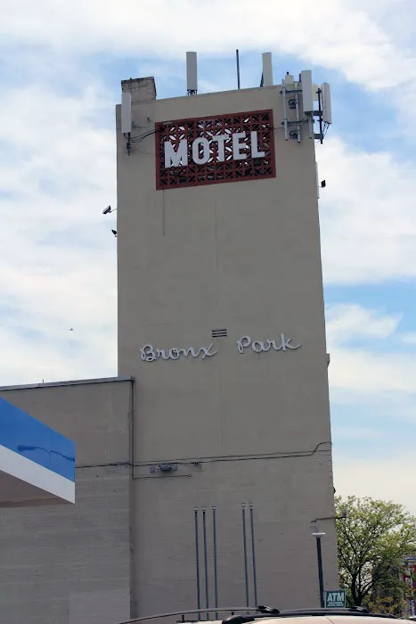Bronx Park Motel Picture 5