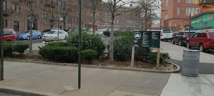 Whalen Grove Picture 2