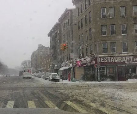 Crotona Parkway Malls