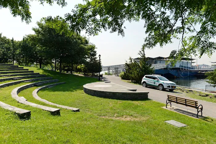Barretto Point Park Picture 8