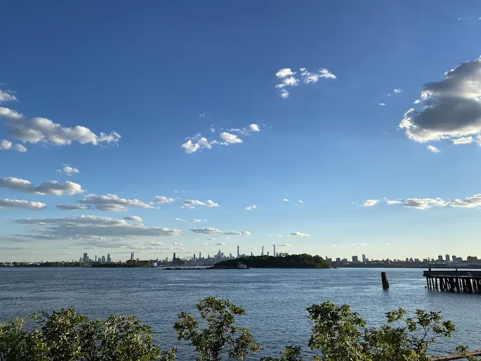 Barretto Point Park Picture 5