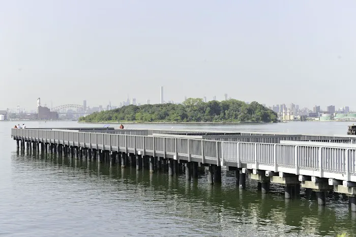 Tiffany Street Pier Picture 8